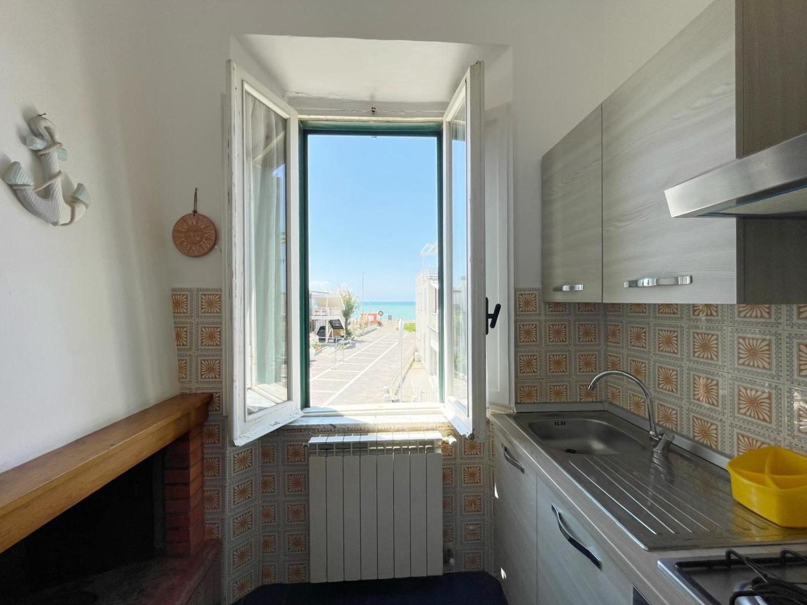 Villino Mirella A Marina Di Cecina By Zoom In Earth公寓 外观 照片